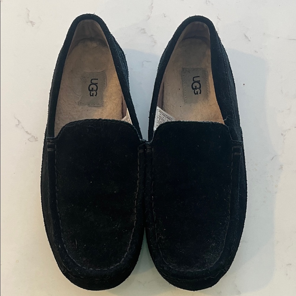 UGG Men's black slippers